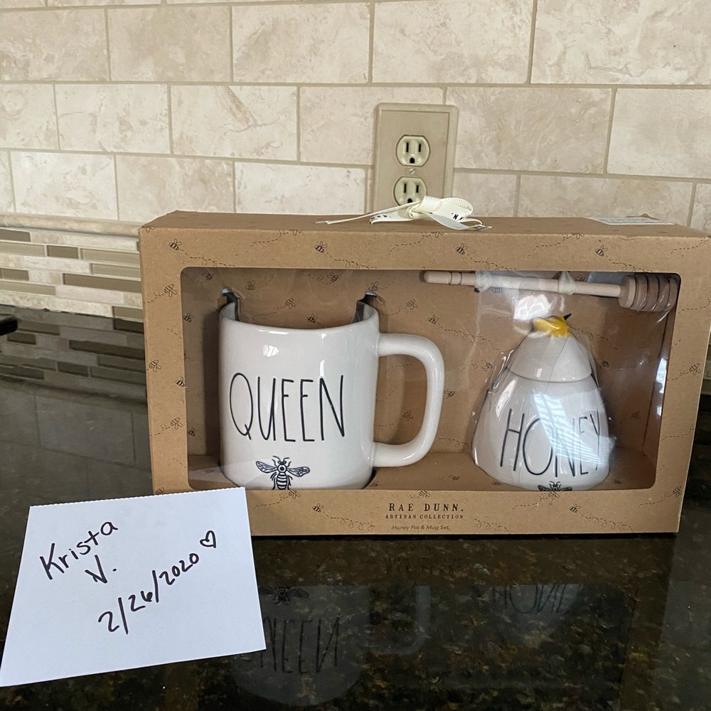 Rae Dunn Queen Bee & Honey Set